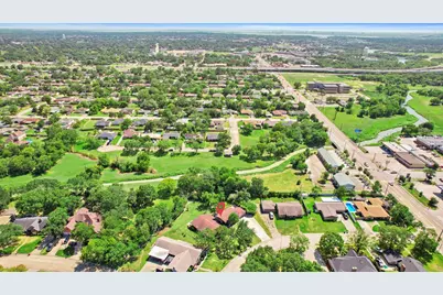 707 Scenic Drive, Baytown, TX 77521 - Photo 49