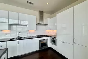 4521 San Felipe St, Houston, TX 77027 - Photo 11
