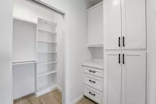 530 N 4th St, La Porte, TX 77571 - Photo 19