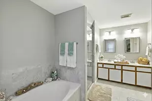 1723 Oak Valley Dr, Kemah, TX 77565 - Photo 13