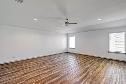 815 Dahlia Petal Dr, Missouri City, TX 77459 - Photo 9