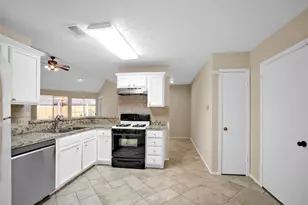 17323 Northchapel St, Spring, TX 77379 - Photo 15