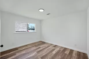 3214 Stallings Dr, Houston, TX 77088 - Photo 21