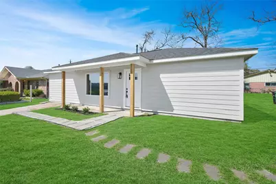 3214 Stallings Drive, Houston, TX 77088 - Photo 3