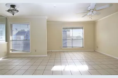 6202 Skyline #32, Houston, TX 77057 - Photo 3