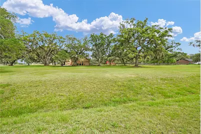 1031 Bar X Trail, Angleton, TX 77515 - Photo 11