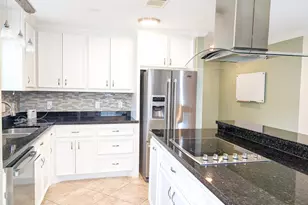 1734 Knightwick Dr, Houston, TX 77008 - Photo 3