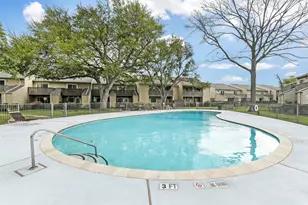 5005 Georgi Ln, Houston, TX 77092 - Photo 5