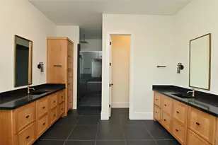 1733 Du Barry Ln, Houston, TX 77018 - Photo 33