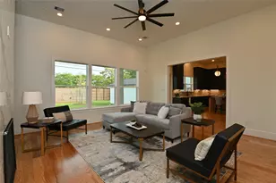 1733 Du Barry Ln, Houston, TX 77018 - Photo 13