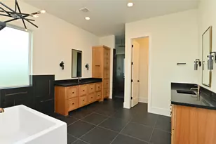 1733 Du Barry Ln, Houston, TX 77018 - Photo 31