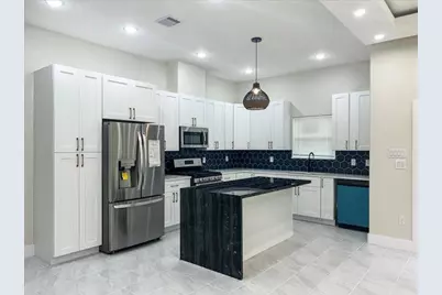 4429 Sterling Street #Unit B, Houston, TX 77051 - Photo 9