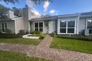 31 Hideaway Dr, Friendswood, TX 77546 - Photo 1