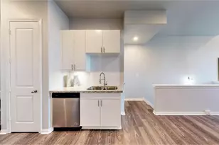 4924 Paradigm Ln, Spring, TX 77379 - Photo 9