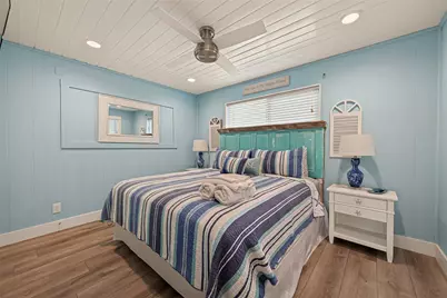 21818 Matagorda Drive, Galveston, TX 77554 - Photo 25