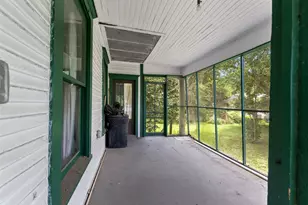 2027 Grand Ave, Liberty, TX 77575 - Photo 3