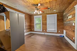 2027 Grand Ave, Liberty, TX 77575 - Photo 9