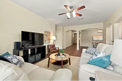 2402 Blue Reef Drive, Katy, TX 77449 - Photo 9