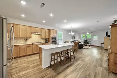 2114 Lost Timbers Drive, Conroe, TX 77304 - Photo 13