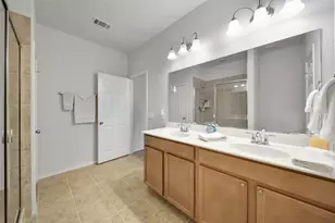 2114 Lost Timbers Dr, Conroe, TX 77304 - Photo 23