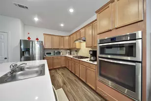 2114 Lost Timbers Dr, Conroe, TX 77304 - Photo 9
