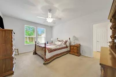 2114 Lost Timbers Drive, Conroe, TX 77304 - Photo 19