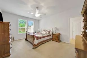 2114 Lost Timbers Dr, Conroe, TX 77304 - Photo 19