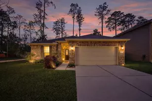 2114 Lost Timbers Dr, Conroe, TX 77304 - Photo 3