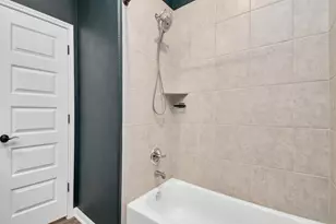 395 Hunter Rnch Wy, Dayton, TX 77535 - Photo 29