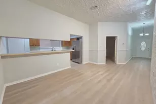 14315 Royal Hill Dr, Houston, TX 77083 - Photo 13