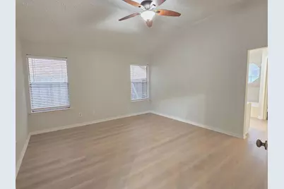 14315 Royal Hill Drive, Houston, TX 77083 - Photo 5