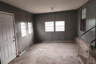 500 E Kezee, Calvert, TX 77837 - Photo 19