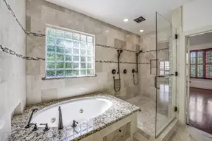 4911 Imperial St, Bellaire, TX 77401 - Photo 3