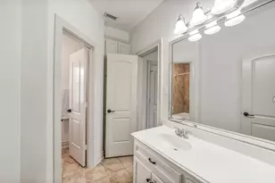 4911 Imperial St, Bellaire, TX 77401 - Photo 27