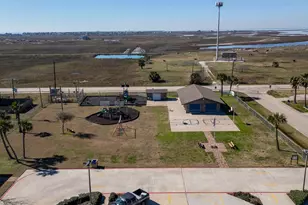 16611 Bahama Way, Jamaica Beach, TX 77554 - Photo 41