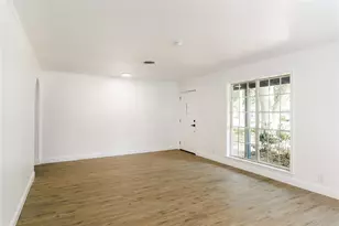 4640 Fieldwood Ln, Beaumont, TX 77706 - Photo 9