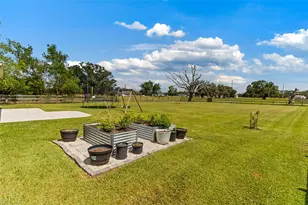 1132 Quarter Horse Trail, Angleton, TX 77515 - Photo 37