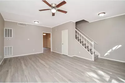 850 Threadneedle Street #75, Houston, TX 77079 - Photo 13