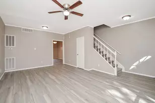 850 Threadneedle St, Houston, TX 77079 - Photo 13