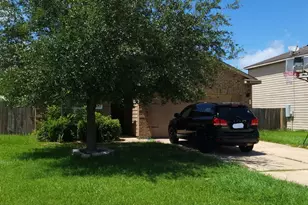 2707 Tracy Ln, Highlands, TX 77562 - Photo 3
