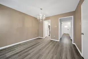 14435 Misty Meadow Ln, Houston, TX 77079 - Photo 5