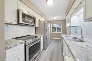 14435 Misty Meadow Ln, Houston, TX 77079 - Photo 11