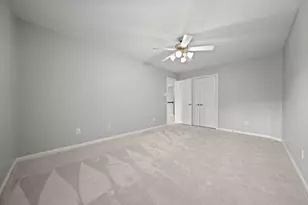 42 Ebony Oaks Pl, The Woodlands, TX 77382 - Photo 31