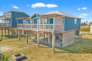 1206 Surf Dr, Surfside Beach, TX 77541 - Photo 1