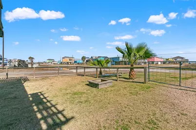 1206 Surf Drive, Surfside Beach, TX 77541 - Photo 25