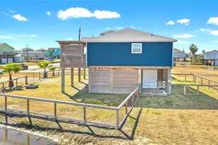 1206 Surf Dr, Surfside Beach, TX 77541 - Photo 31