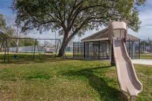 1926 Clipper Ct, Willis, TX 77318 - Photo 43