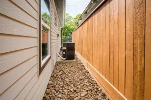 6004 England St, Houston, TX 77021 - Photo 13