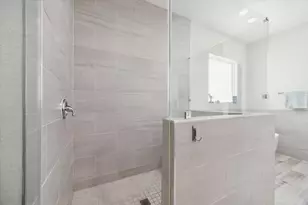 2408 St Charles St, Houston, TX 77004 - Photo 19