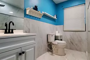 10108 Woodhollow Dr, Conroe, TX 77385 - Photo 17